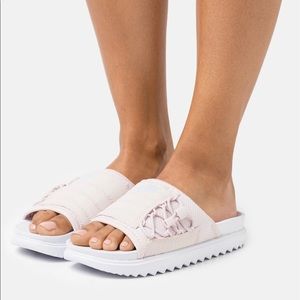 Nike Asuna Slides